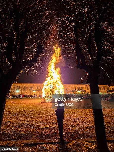 Falò di Sant'Antonio
